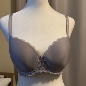 Victoria's Secret Purple Lace Trim convertible Bra